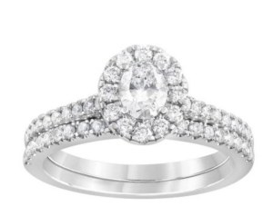 425 LG GOLD RING WITH LAB GROWN DIAMONDS
