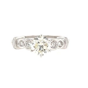 6.47 GR WHITE GOLD RING WITH DIAMONDS - IGI - R11204