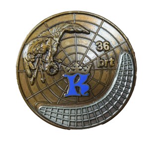 36 Batalion Radiotechniczny - Kraków , wersja brązowiona, bez emalii ze zmianami rysunku, odznaka