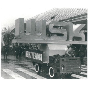 KALISZ. Pochód pierwszomajowy, 1985 r.
