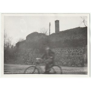 MIESZKOWICE (pow. Gryfino). Mury obronne, 1951 r.