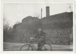 MIESZKOWICE (Gryfino district). Defensive walls, 1951.