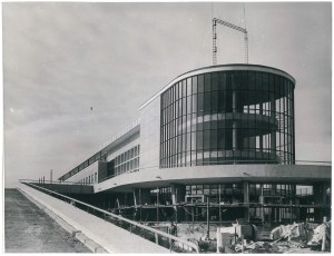 GDYNIA. The new building of the Fisheries Institute, 1965.