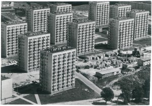 GDYNIA. Modern residential neighborhoods from a bird's eye view, 1976.