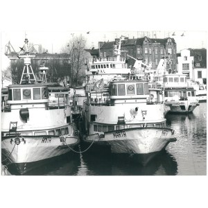 GDAŃSK. Statki białej floty przycumowane na Motławie, 1991 r.