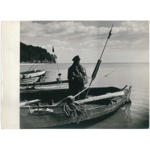 ORŁOWO (Gdynia). Rybak na przystani, 1955 r.
