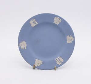 WEDGWOOD, Plate with classical appliqués