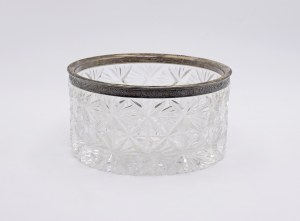Bowl with a plated edge