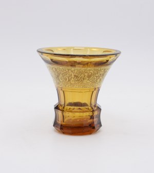 Vase with a frieze of fighting warriors