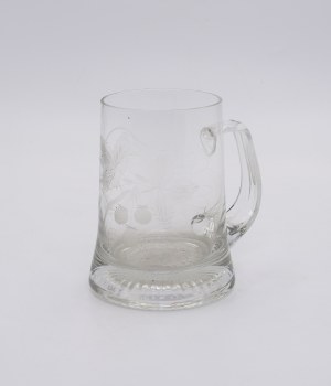 Mug with a sprig of hops