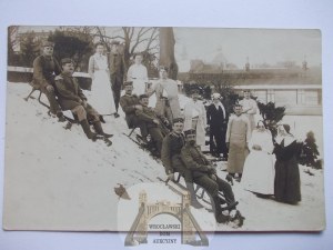 Stone Mountain, Landeshut, lazaret, soldiers on sledges, 1914