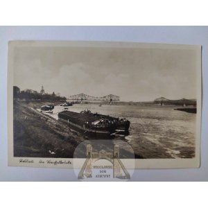 Włocławek, Wisła, barki, uszkodzony most ok. 1940