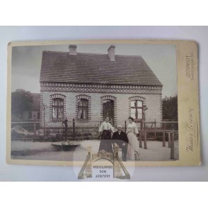 Sopot, Zoppot, dom , studnia, duża fotografia na kartonie ok. 1900
