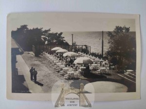 Jastrzebia Gora, restaurant garden, sea ca. 1935