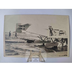 Puck, wodolot - płatowiec „szewdzki” w stoczni ok. 1930