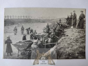 Gizycko, Lotzen, Russian prisoners of war at work ca. 1915