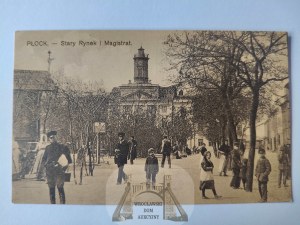 Plock, Old Market Square, people circa 1920.
