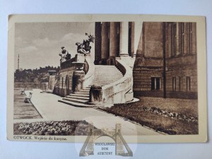 Otwock, entrance to the casino ca. 1935