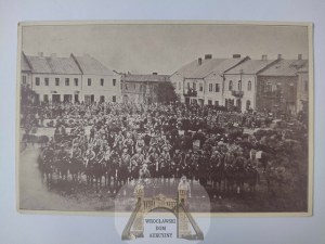 Jedrzejow, gunmen in the Market Square 1914