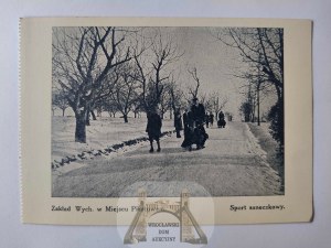 Miejsce Piastowe near Krosno, educational institution, toboggan sport ca. 1935