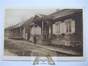 Belarus, Pinsk, wooden buildings, ca. 1916