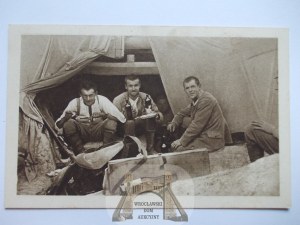Polish Legions, meal in a tent, ca. 1916