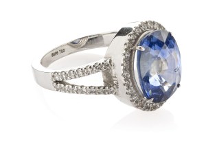 Ring with sapphire and diamonds, early 21st century jewelry, white gold pr. ~ 0.750