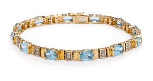 Bracelet with topazes and diamonds, early 21st century jewelry, pr. gold 