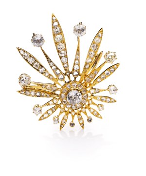 Brooch-pendant with diamonds, late 19th century jewelry, gold ~ 0.750