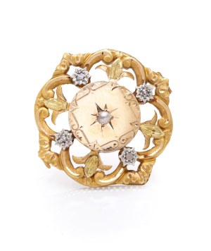 Brooch with pearl and diamonds, early 20th century jewelry, gold ~ 0.750