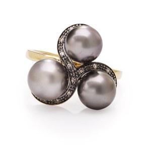Pierścionek z perłami Tahiti i diamentami, 2 poł. XX w. biżuteria, złoto pr. 0,585