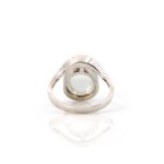 Brosche und Ring mit Mondstein-Diamantbesatz