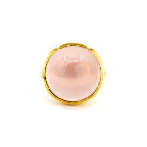 Ring und Anhänger mit Rosenquarz-Cabochon