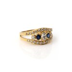 Ring mit Saphir-Diamantbesatz