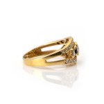 Ring mit Saphir-Diamantbesatz