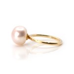 Ring und Anhänger mit Perle