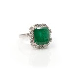 Smaragd-Diamant-Ring
