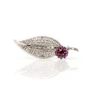Diamant-Rubinbrosche in Blattform