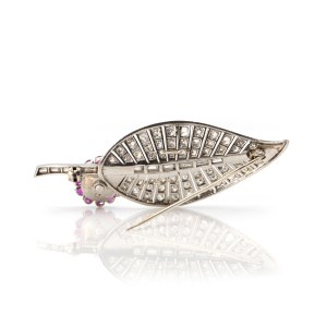 Diamant-Rubinbrosche in Blattform