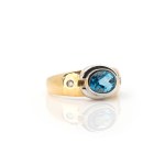 Blautops-Diamantring