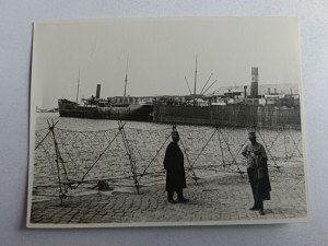PHOTO SHIP PORT