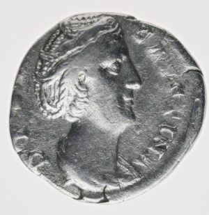 Faustina Mater (141 AD)