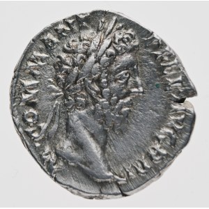 Comodus (177 - 192) Denár, Pietas