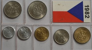 Set of circulation coins 1982