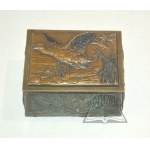 Metal box with a hunting motif.