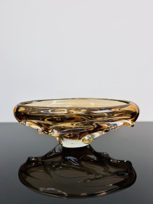 Jan Beranek (*1933), Amber Glass Bowl by Beranek, Škrdlovice Glassworks, 1959