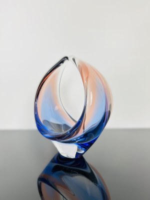 Oldřich Lípa (1929 - 2014), Cobalt Glass Basket by Karlovy Vary - MOSER, Pattern KV-53955, 1967