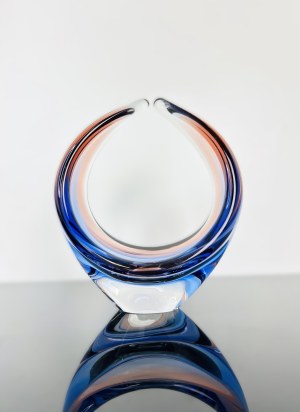 Oldřich Lípa (1929 - 2014), Cobalt Glass Basket by Karlovy Vary - MOSER, Pattern KV-53955, 1967