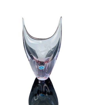 Miloslav Klinger (1922 - 1999), Alexandrite Glass Vase with Hand-Engraved Woman by Železný Brod Glassworks