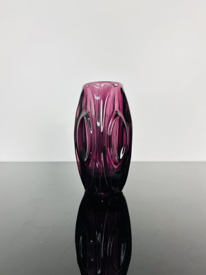 Rudolf Schroter (1887-?), Amethyst Art Glass Vase